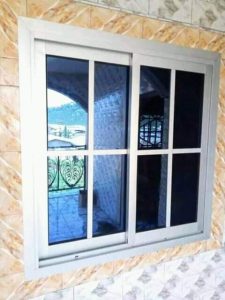 fenêtre sur mesure à La Brosse-Montceaux